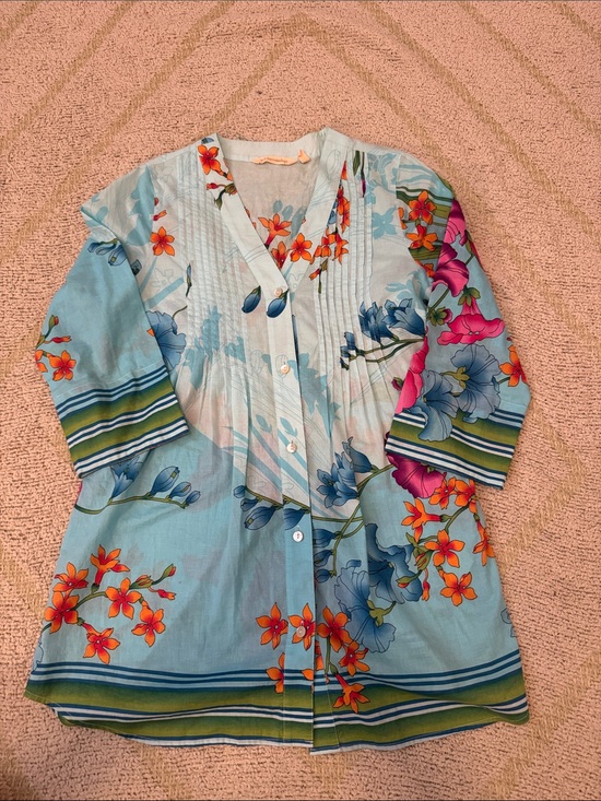 Soft Surroundings Tops - Soft Surroundings PXS Floral Tunic Top Blue 100% Cotton Pintuck Button Front
